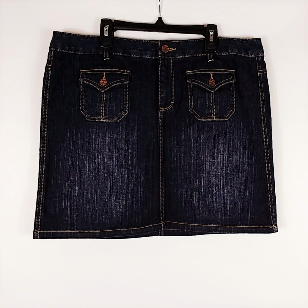 Tommy Hilfiger Size 12 Womens Blue Denim Skirt